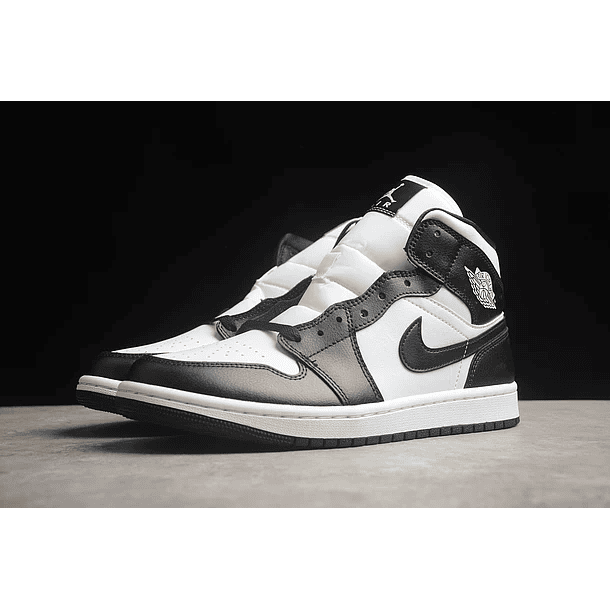 Jordan 1 mid panda 2