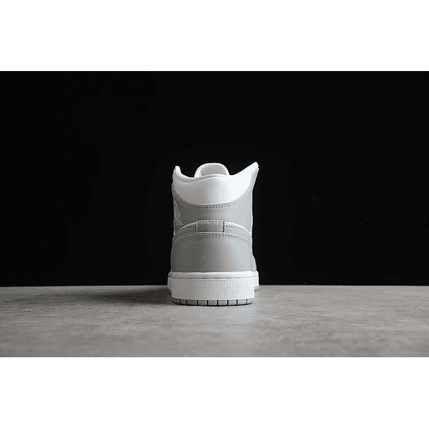 Jordan 1 mid linen 3