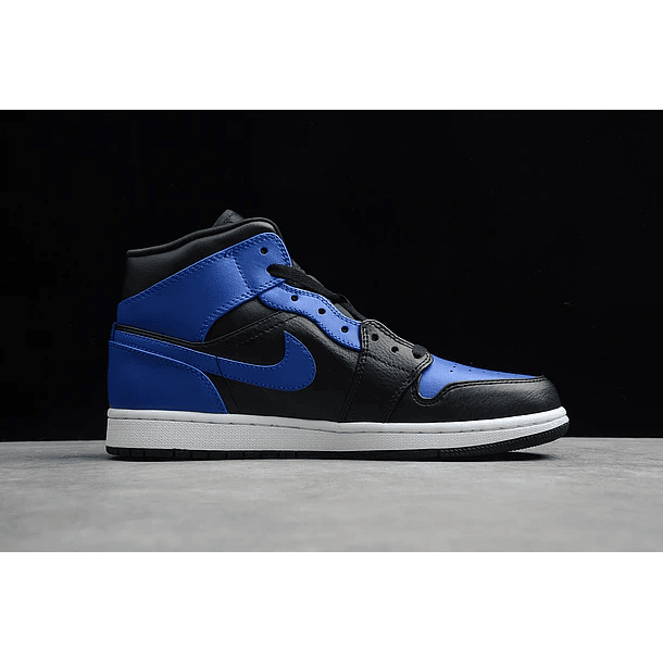 Jordan 1 mid hyper royal 2