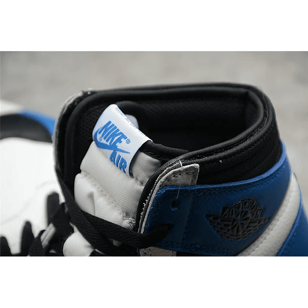 Jordan 1 high x Travis scott x Fragment 5