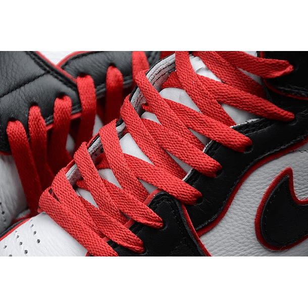 Jordan 1 High Bloodline 6
