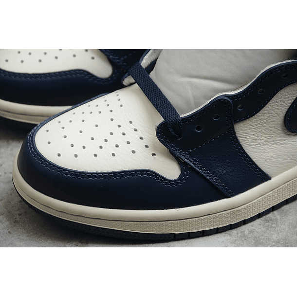 Jordan 1 High Obsidian University Blue 6