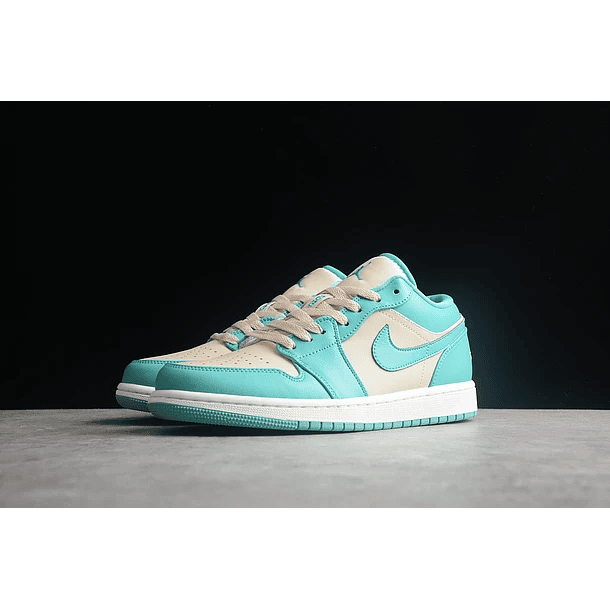 Jordan 1 low Cyan 2