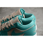 Jordan 1 low Cyan 5