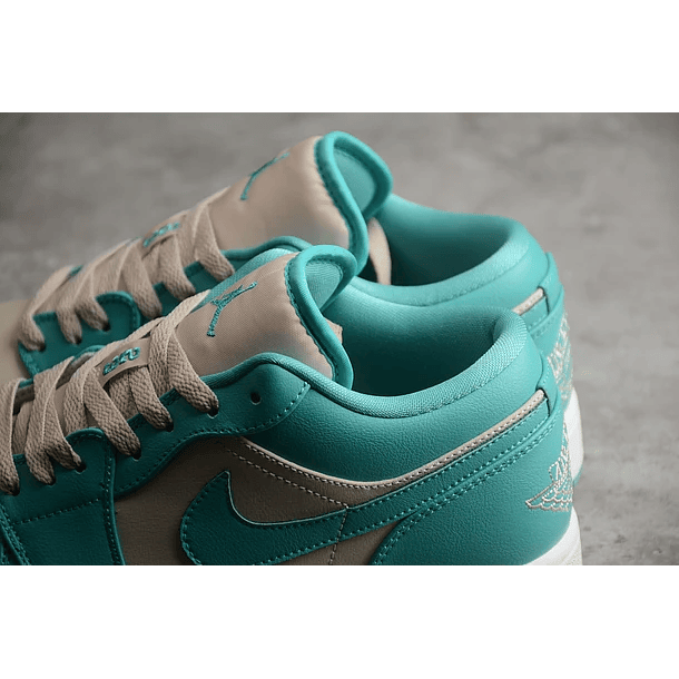 Jordan 1 low Cyan 5