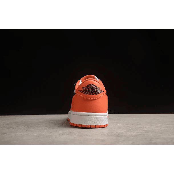 Jordan 1 low starfish OG 3