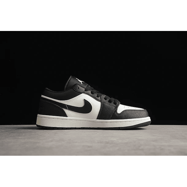 Jordan 1 low panda verde neon 2