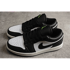 Jordan 1 low panda verde neon 4