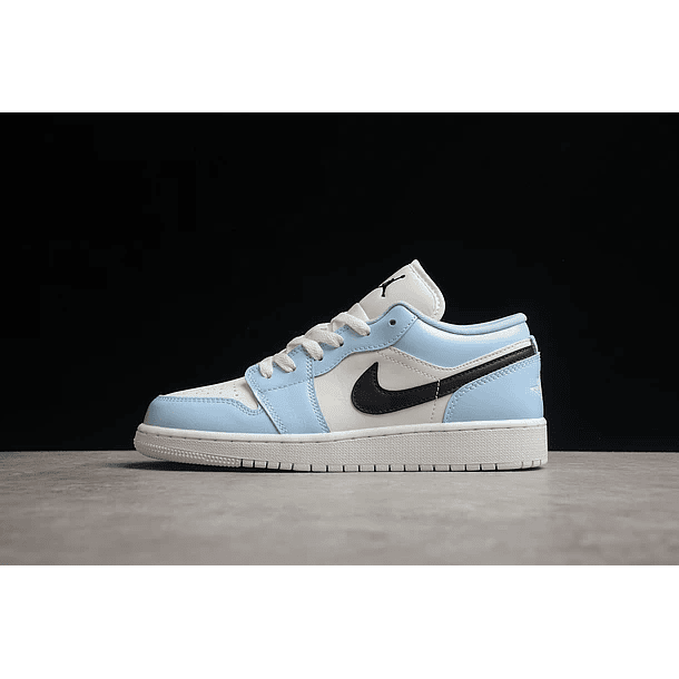 Jordan 1 low ice blue black 1
