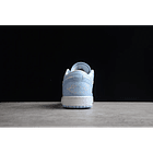 Jordan 1 low ice blue 3