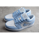 Jordan 1 low ice blue 4