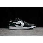 Jordan 1 low green toe 2
