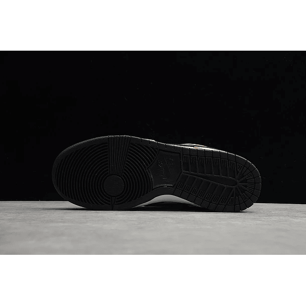 Dunk low SB raygun white Tie-Dye 3