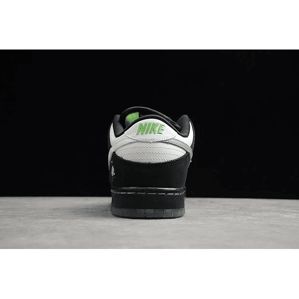 Dunk low sb panda pigeon 4