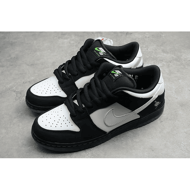 Dunk low sb panda pigeon 5