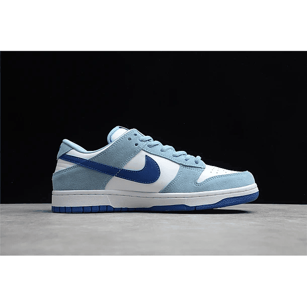 Dunk low SB ligiht blue dark blue 2