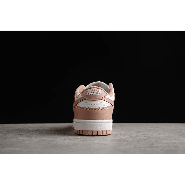 Dunk low rose whisper 4