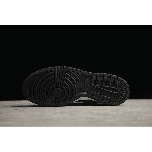 Dunk low reverse grey panda 3