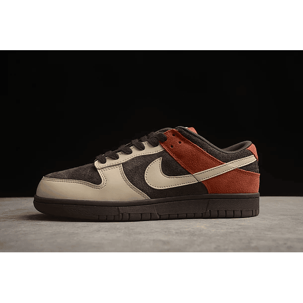 Dunk low red panda 1