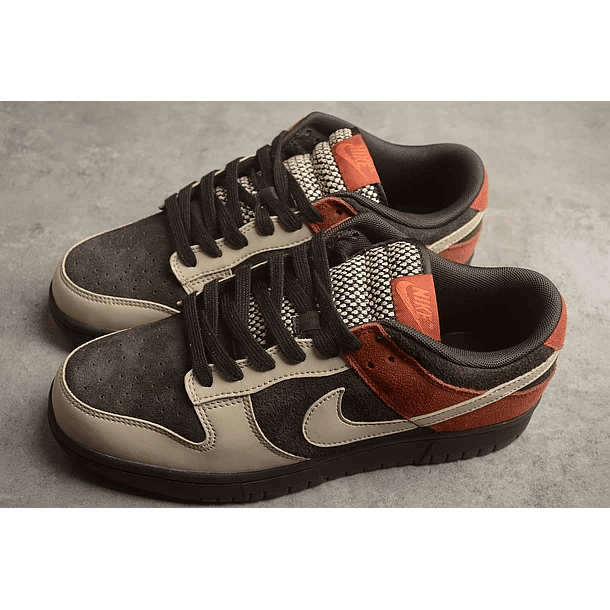 Dunk low red panda 5