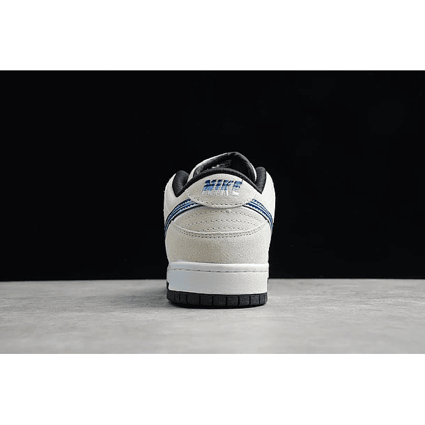 Dunk low pro truck it 4