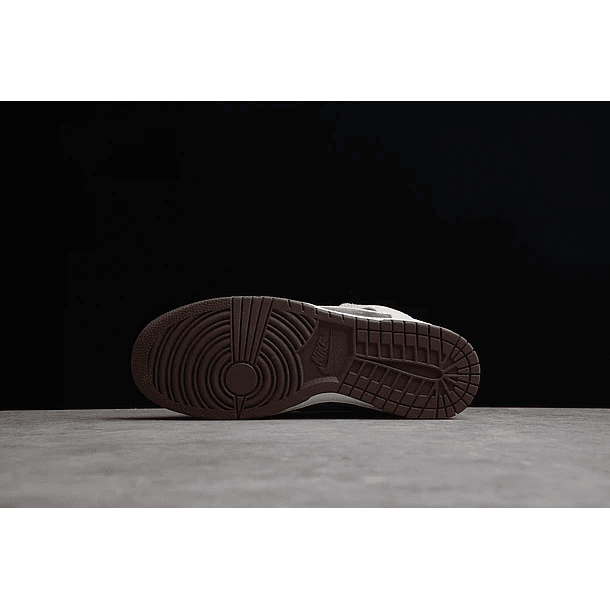 Dunk high light chocolate 3