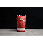 Dunk high first use red 4