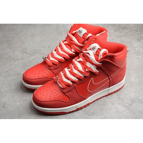 Dunk high first use red 5