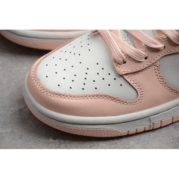 Dunk high crimson tint 6