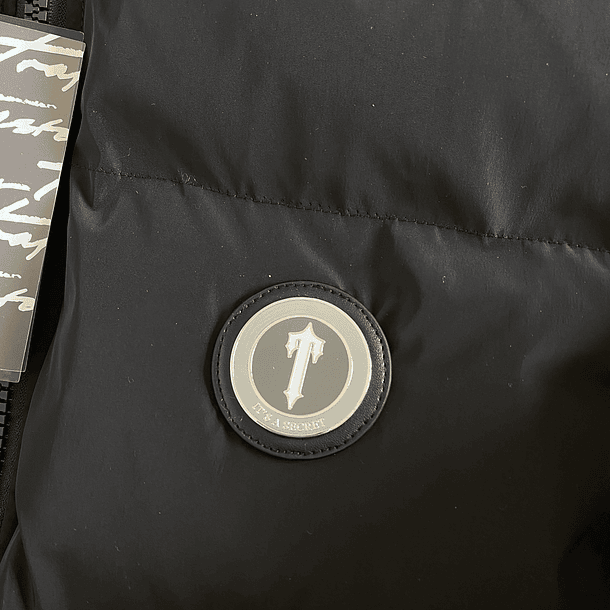 TRAPSTAR PUFFER HOODED JACKET BLACK 4