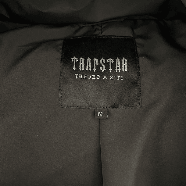 TRAPSTAR PUFFER HOODED JACKET BLACK 8