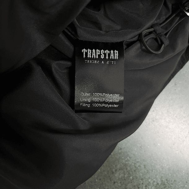 TRAPSTAR PUFFER HOODED JACKET WINE 8