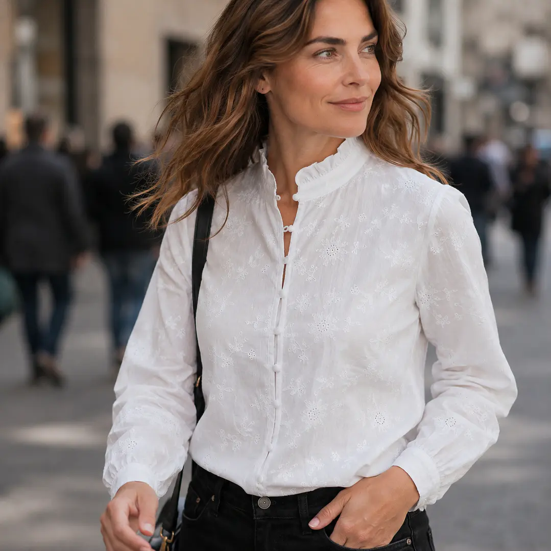 Blusa Bordada Cuello Mao 1
