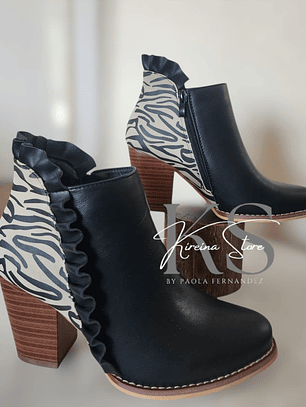 BOTÍN NEGRO PRINT CON VUELOS