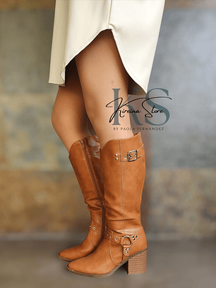 BOTA CAMEL CON HEBILLA