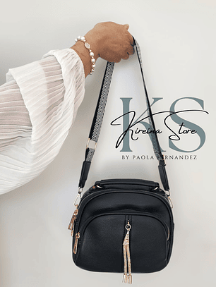 CARTERA / MOCHILA NEGRA