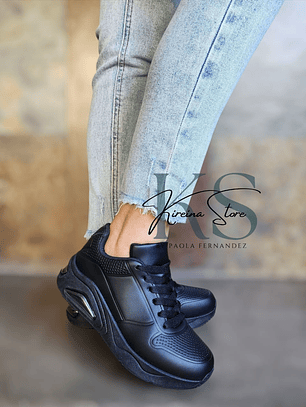 ZAPATILLA NEGRA