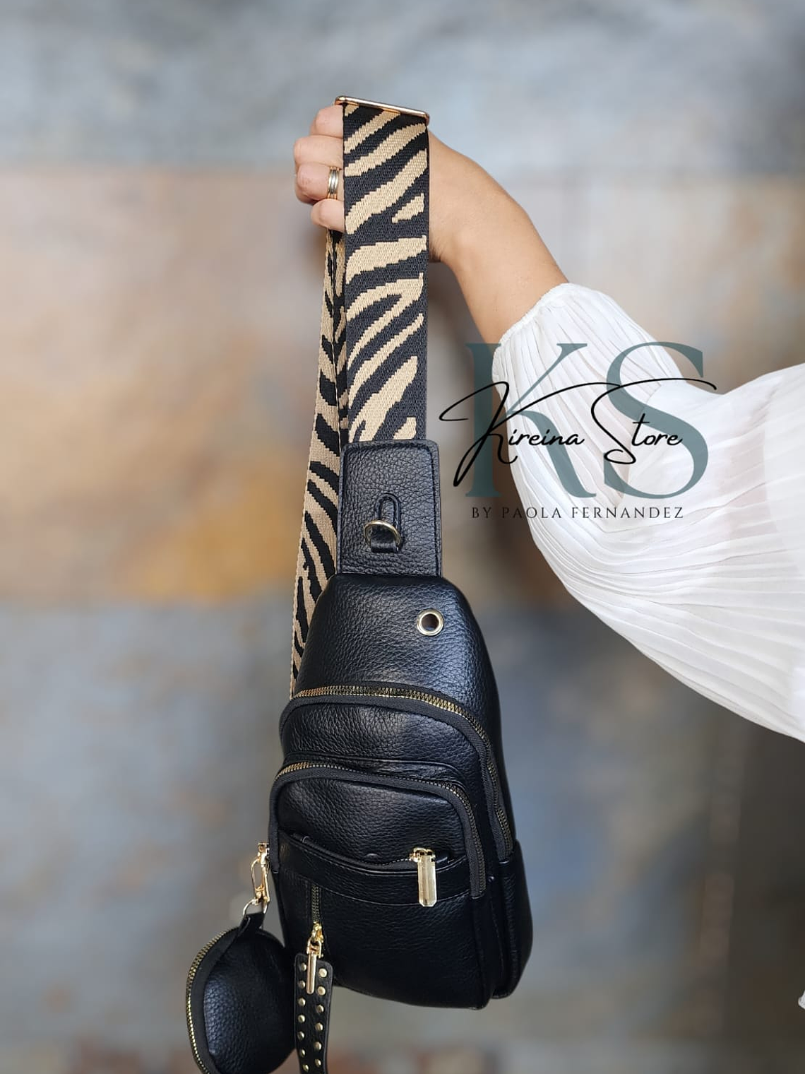 BANDOLERA DE PECHO NEGRA 1