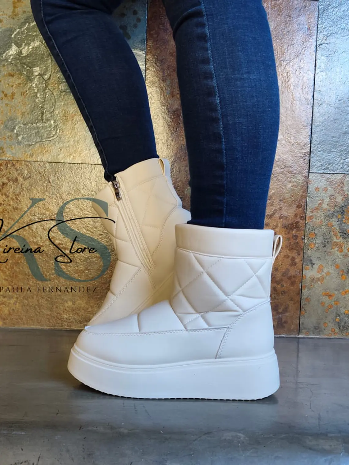 BOTÍN ENGOMADO BEIGE 1