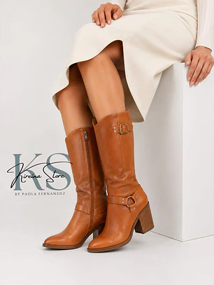 BOTA CAMEL CON HEBILLA