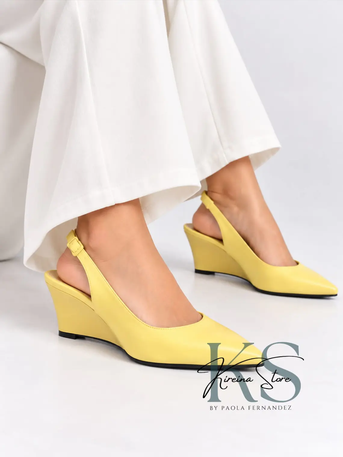ZAPATO DESTALONADO AMARILLO 1