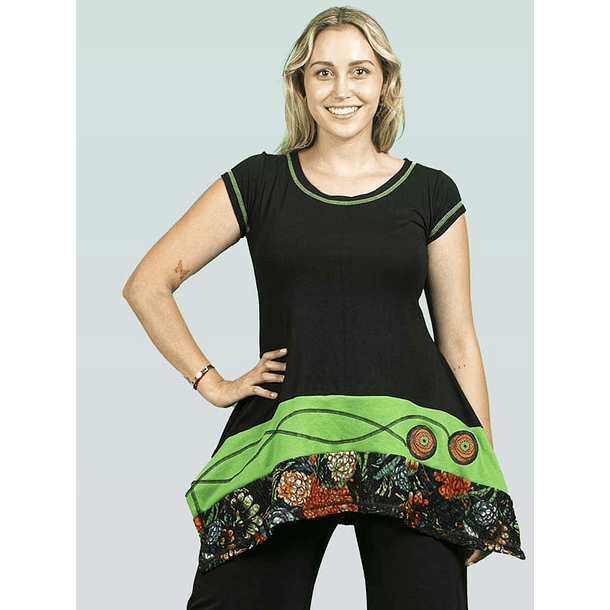 Polera Mahuida negro verde 2
