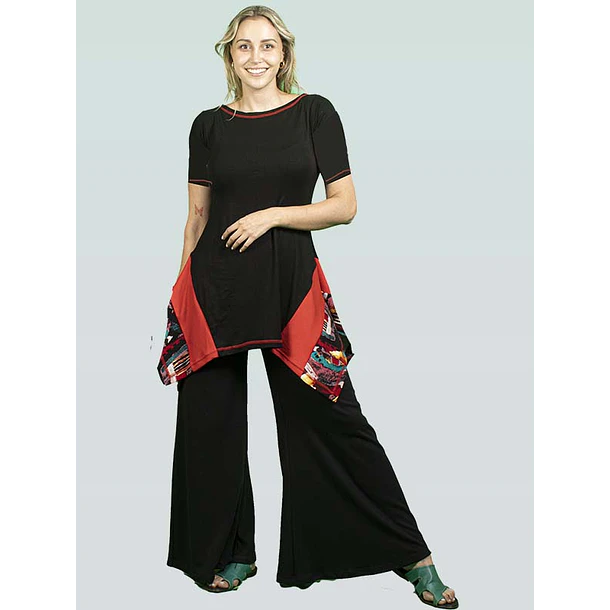 Polera Huapi Negro con rojo 2