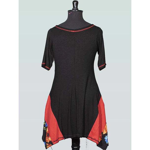 Polera Huapi Negro con rojo 10