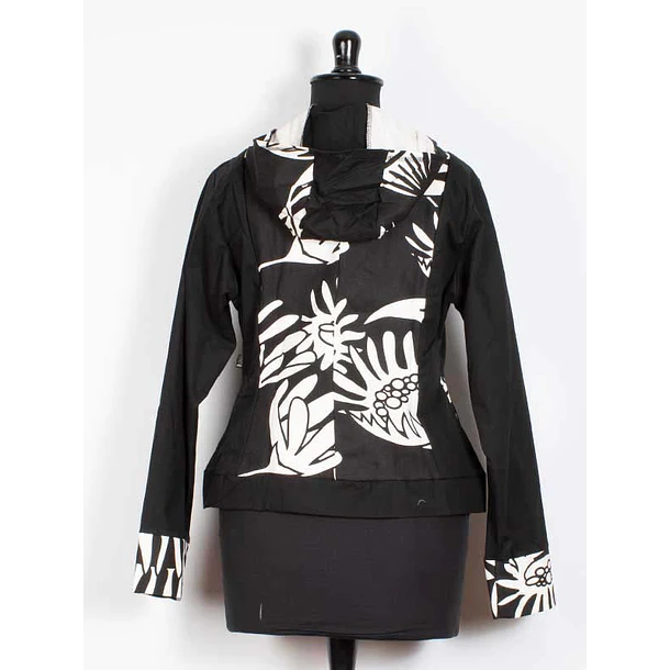 Chaqueta Gabardina Emilia flores negras  3