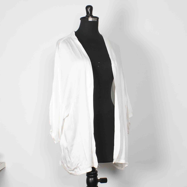 Tapado corte camisero recto en seda Talla única KS11 1