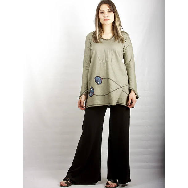 Blusa Regina lino , solo S  3