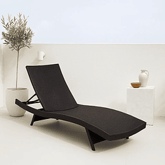 Reposera Moderna para Terraza o Piscina en Ratán