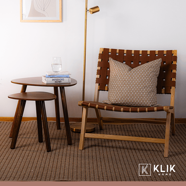 Butaca sitial Austral de madera y cuero 3