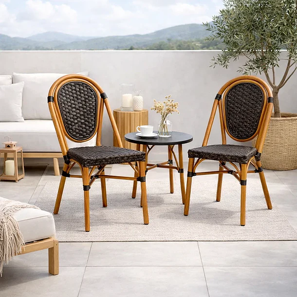 Silla de Exterior Estilo Francés con Marco Dorado y Ratán Oscuro 3